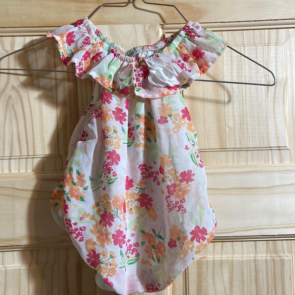 Flowered romper